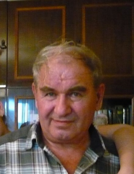 plRBpj5Eae0_439x568.jpg