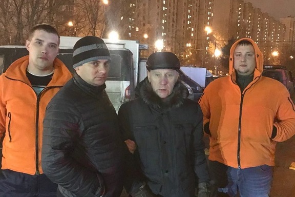 Владимир Валентинович с сыном и нашедшими его Михаилом88 и Сыном