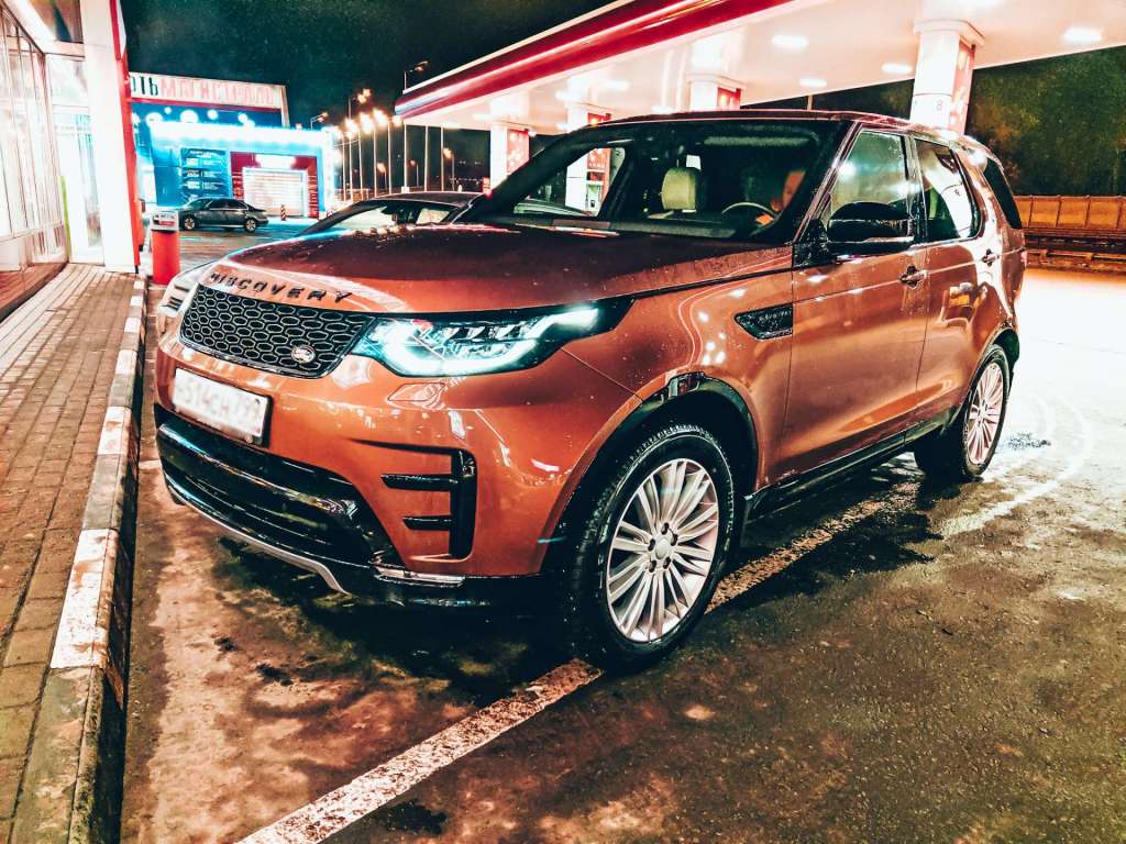 Прямой эфир Григория Сергеева в instagramm Land Rover